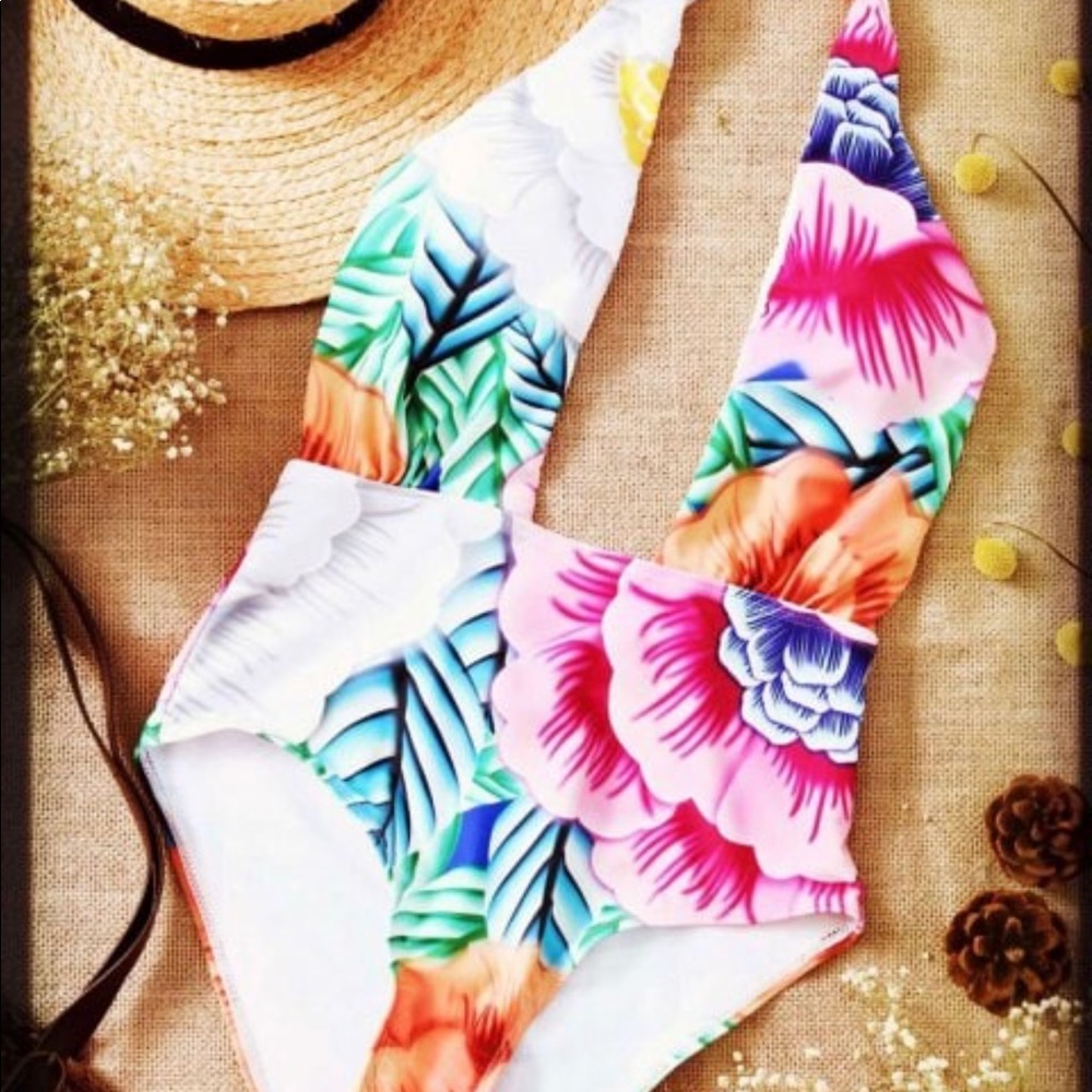 New!! One piece bikini